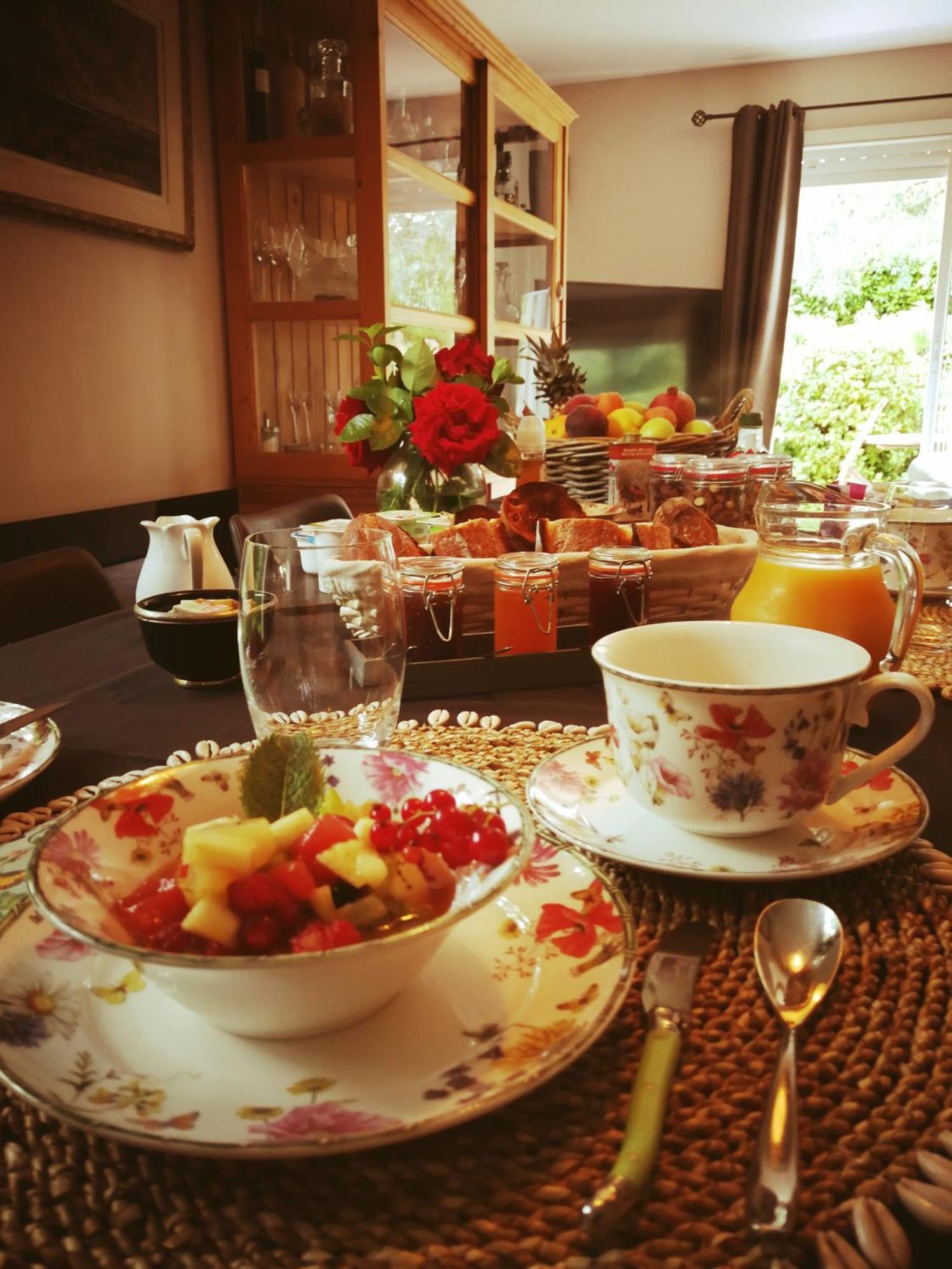 ヴィレルヴィル La Crevette Bed & Breakfast エクステリア 写真